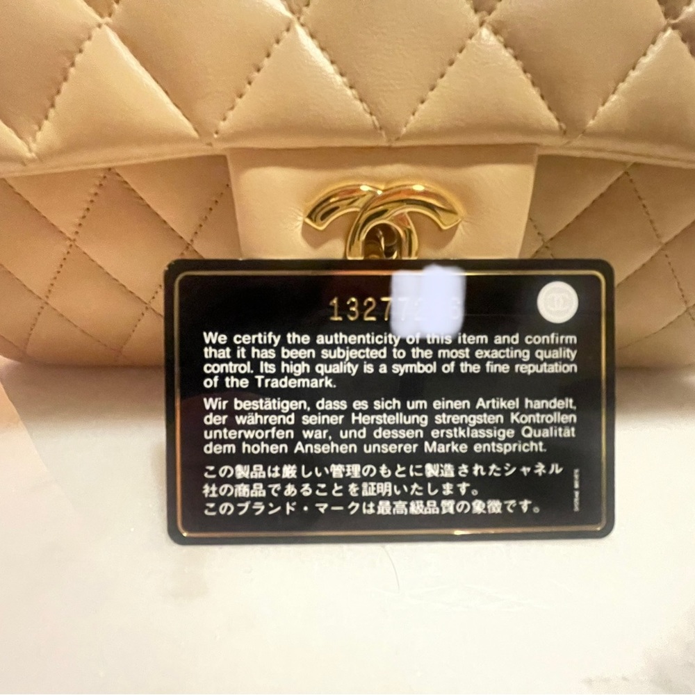 SOLD $6️⃣5️⃣0️⃣0️⃣ Chanel Lambskin Beige Clair medium Classic double flap